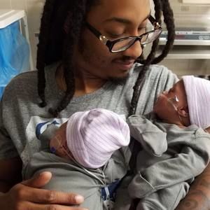 Meet your Posher, Devin